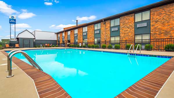 Pool - Best Western Hotel Shepherdsville - I-65, Exit 117