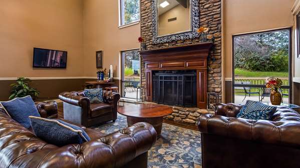  - Best Western Shelbyville Lodge - I-64, Exit 32