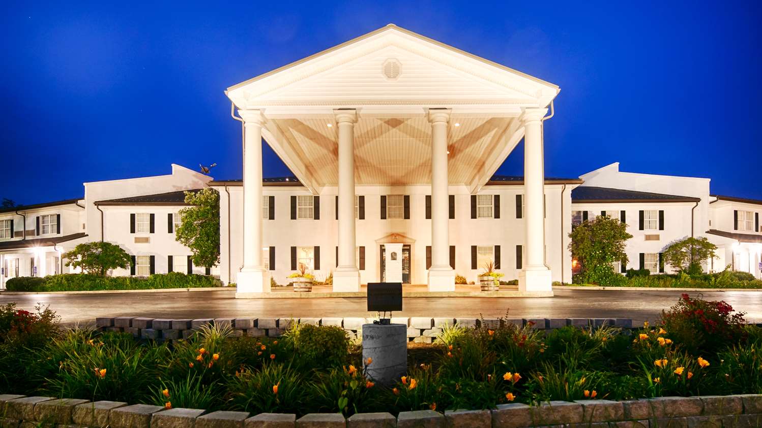 Best Western Parkside Inn Frankfort, KY See Discounts