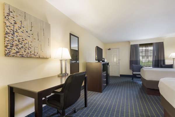  - Best Western Parkside Inn Frankfort - I-64, Exit 58