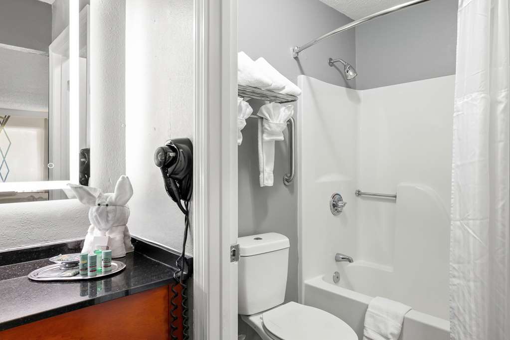 Best Western Corbin Inn-guestroom-Guest Room,Bathroom,On-Site.jpg