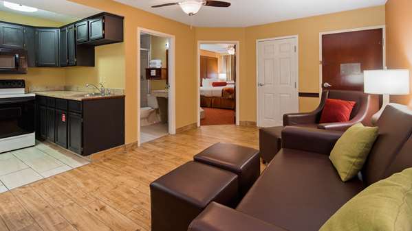  - Best Western Plus Georgetown Corporate Center Inn - I-75, Exit 126