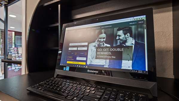  - Best Western Paris Inn