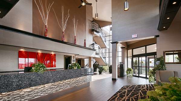  - Best Western Ashbury Inn La Grange - I-71, Exit 22