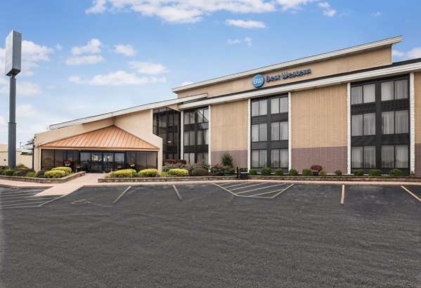 Exterior view - Best Western Ashbury Inn La Grange - I-71, Exit 22