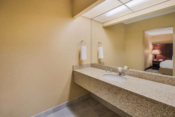  - Best Western University Inn Murray