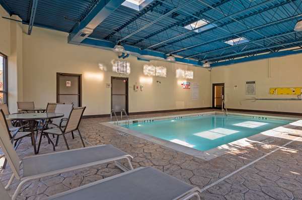 Pool - Best Western Louisville East Inn Jeffersontown - I-64, Exit 15