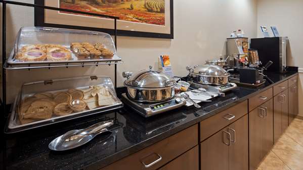 Restaurant - Best Western Plus Louisa Inn