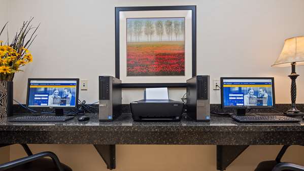 Conference Area - Best Western Plus Louisa Inn