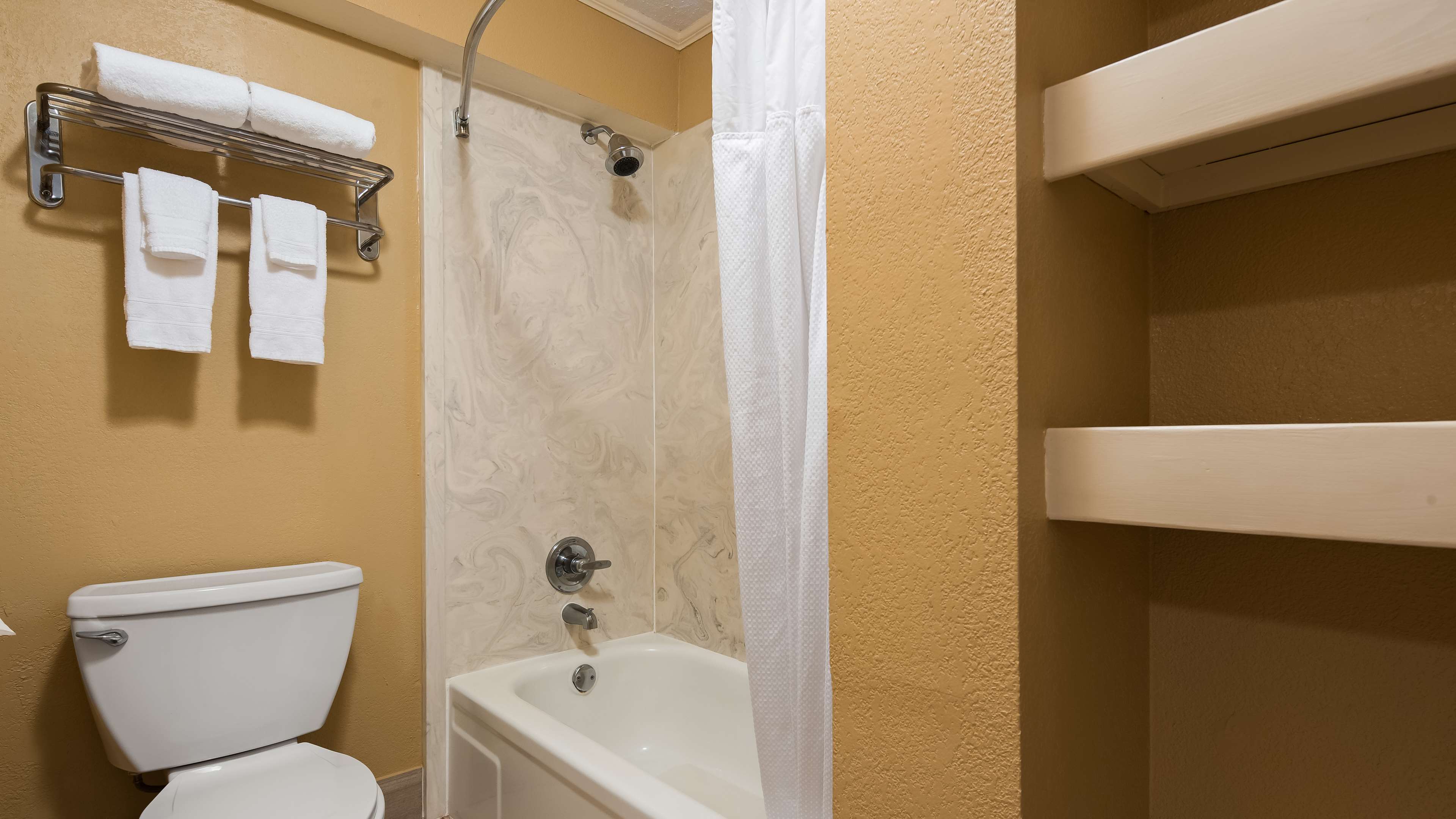 SureStay Plus by Best Western Covington Room Type - 1 Queen Bed, Non-Smoking, Second Floor, Work Desk, Microwave And Refrigerator, Wi-Fi, Full Breakfast SureStay Plus by Best Western Covington Room Type - 1 Queen Bed, Non-Smoking, Second Floor, Work Desk, Microwave And Refrigerator, Wi-Fi, Full Breakfast