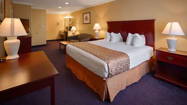  - Best Western Forest Inn Franklin