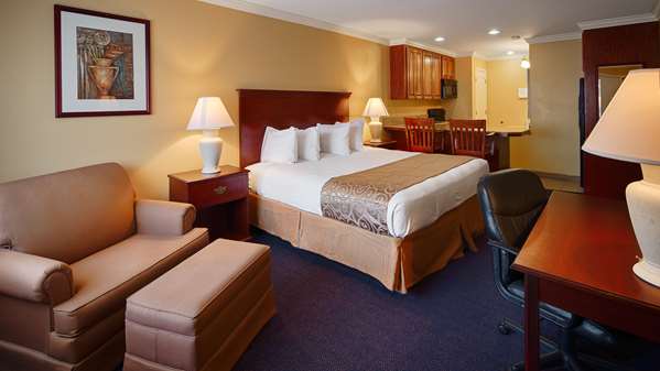  - Best Western Forest Inn Franklin