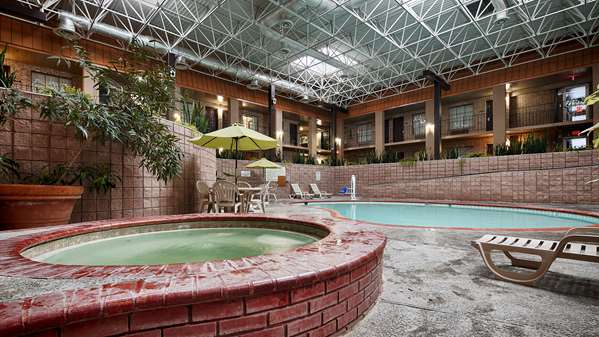 Pool - Best Western of Alexandria Inn & Suites & Conference Center - I-49, Exit 86