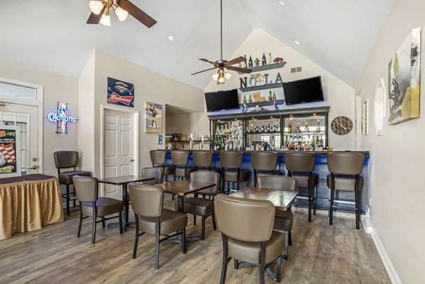 Bar - Best Western Plus Westbank Hotel Harvey