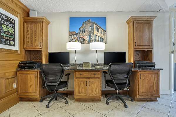 Conference Area - Best Western Plus Westbank Hotel Harvey