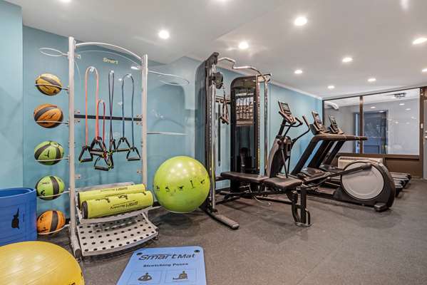 Fitness/ Exercise Room - Best Western Plus Westbank Hotel Harvey
