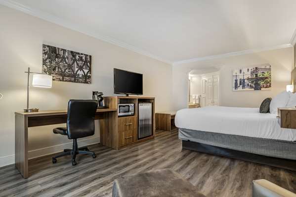  - Best Western Plus Westbank Hotel Harvey
