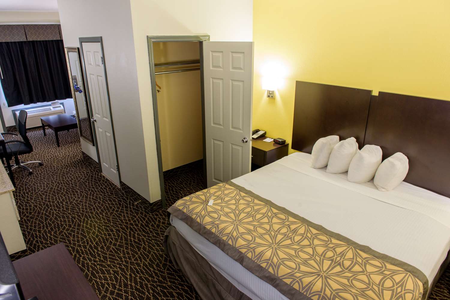 Best Western West Monroe Inn I20, Exit 114, LA See Discounts