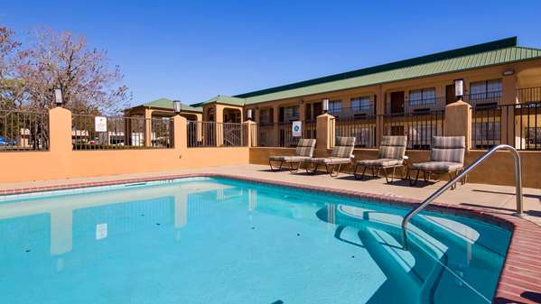 Pool - Best Western Motel Eunice