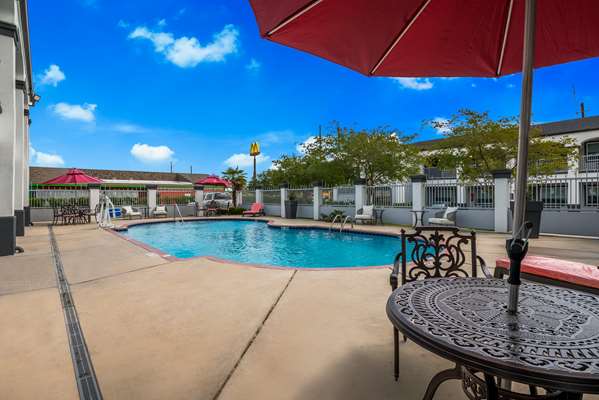 Pool - Best Western LaPlace Inn - I-10, Exit 209