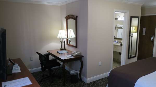  - Best Western Plus French Quarter Landmark Hotel