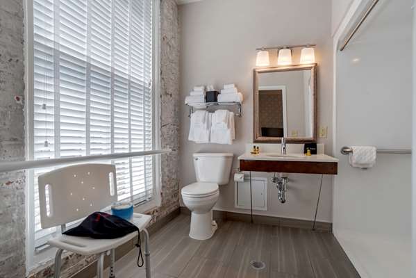  - Best Western Plus St Christopher Inn New Orleans