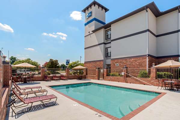 Pool - Best Western Inn Plaquemine
