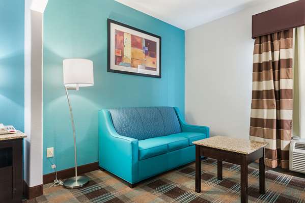 Suite - Best Western Plus DeRidder Inn