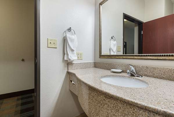  - Best Western Plus DeRidder Inn