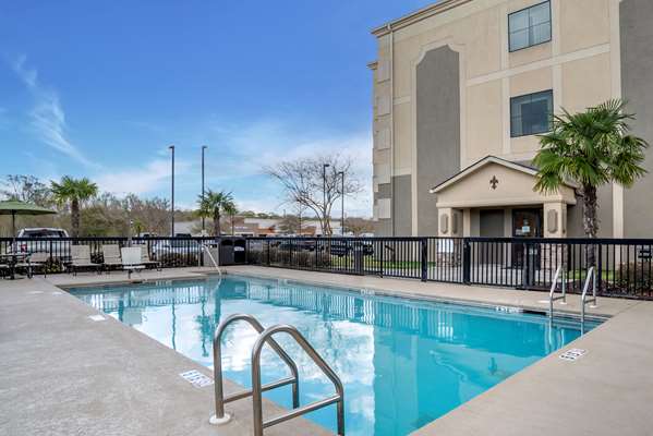 Pool - Best Western St Francisville Hotel