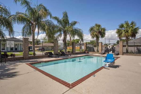 Pool - Best Western Plus Chalmette Hotel