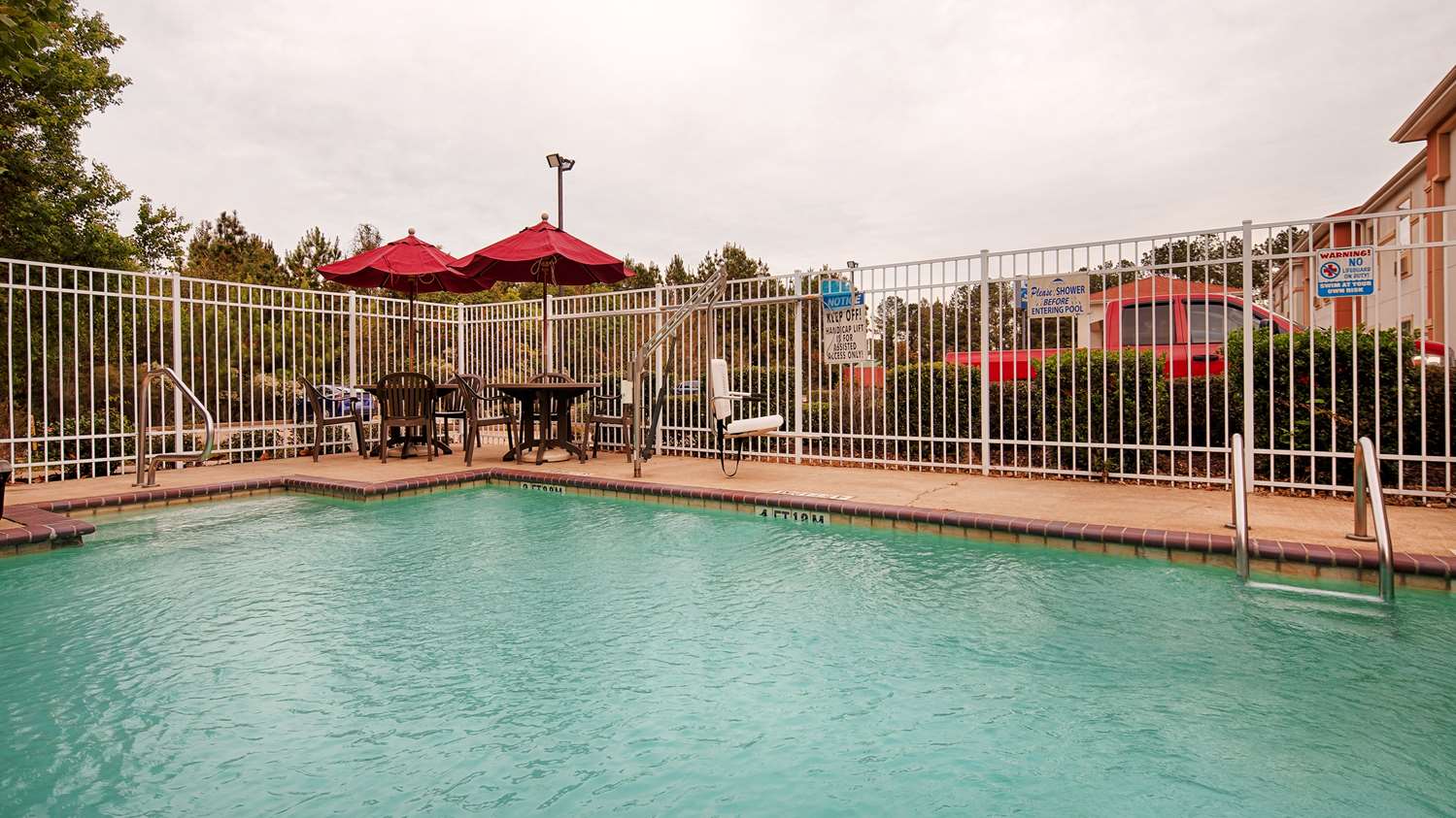Best Western Oakdale Inn, LA - See Discounts