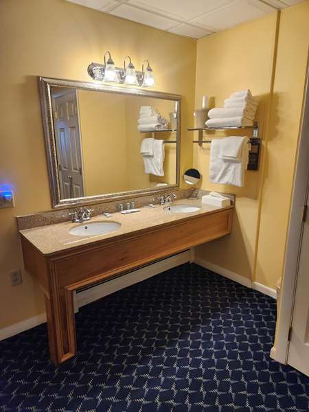  - Best Western White House Inn Bangor - I-95, Exit 180