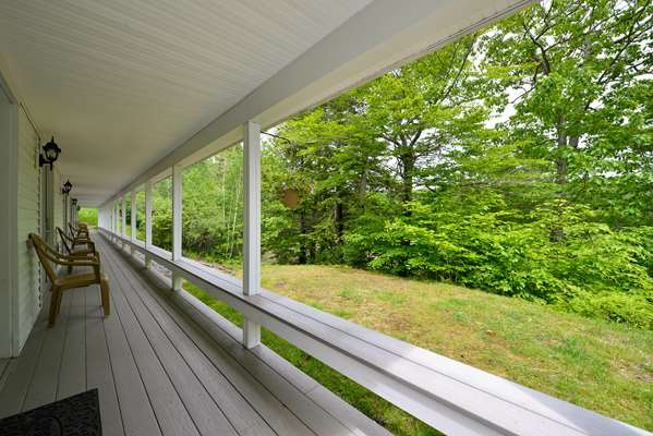 Exterior view - Best Western Inn Freeport