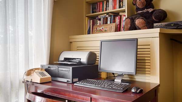 Conference Area - Best Western Inn Freeport