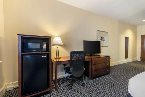  - Best Western Plus Brunswick Hotel