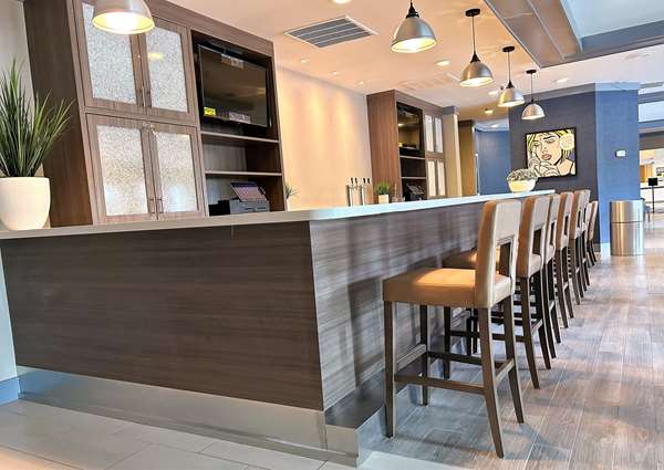 Bar - Best Western Plus Rockville Hotel & Suites