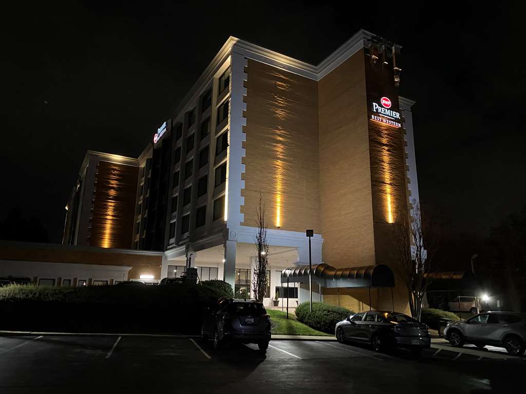 Best Western Premier Hotel & Suites