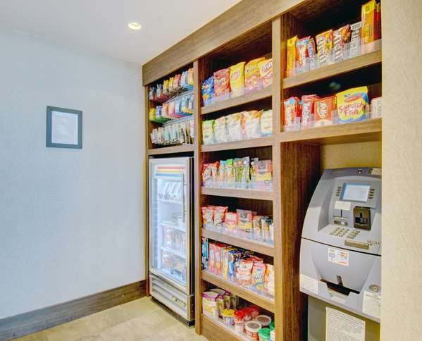 Restaurant - Best Western Plus Waltham Boston Hotel