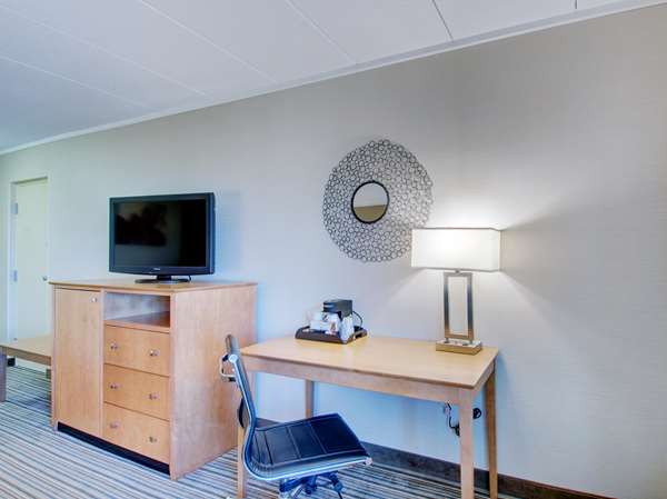  - Best Western Plus Waltham Boston Hotel