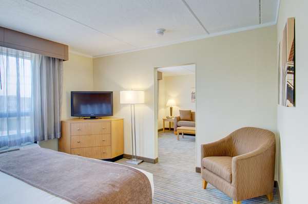 Suite - Best Western Royal Plaza Hotel & Trade Center - I-495, Exit 63B