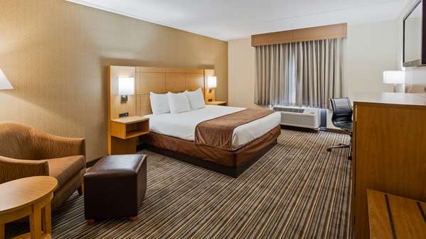  - Best Western Royal Plaza Hotel & Trade Center - I-495, Exit 63B