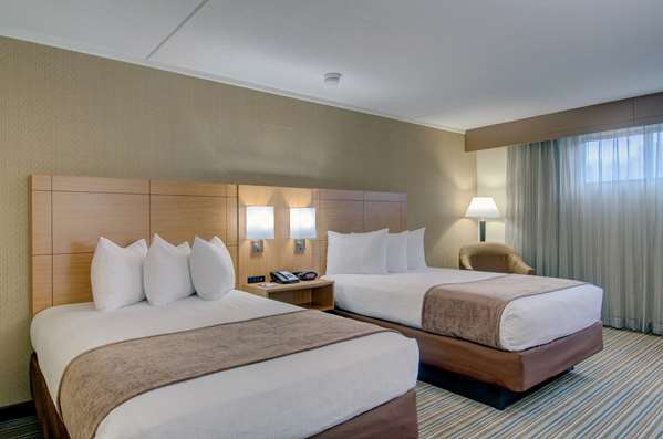  - Best Western Royal Plaza Hotel & Trade Center - I-495, Exit 63B