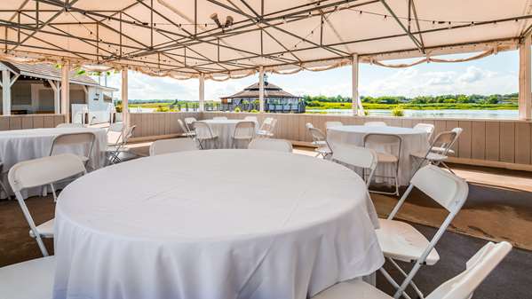  - Best Western Adams Inn Quincy - I-93, Exit 12