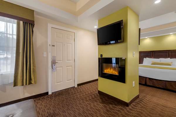  - Best Western Plus Inn Cold Spring Plymouth