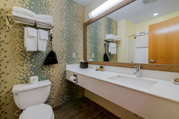  - Best Western Plus Inn Cold Spring Plymouth