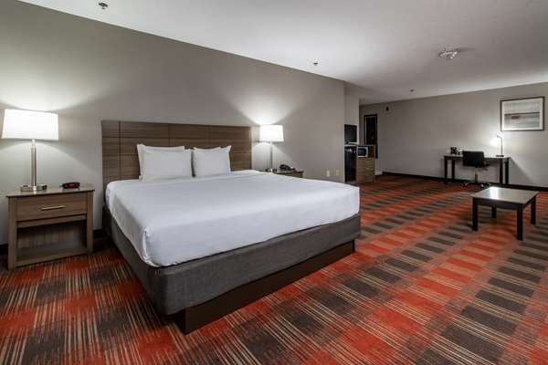  - Best Western Dartmouth Inn