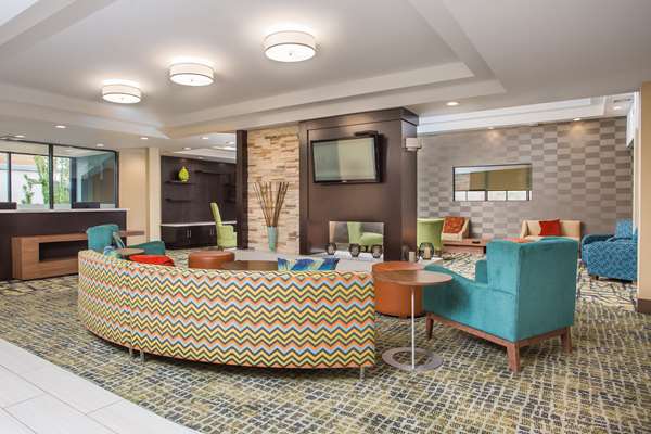  - Best Western Plus New Englander Hotel Woburn - I-93, Exit 27