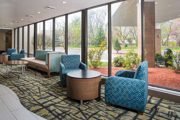  - Best Western Plus New Englander Hotel Woburn - I-93, Exit 27