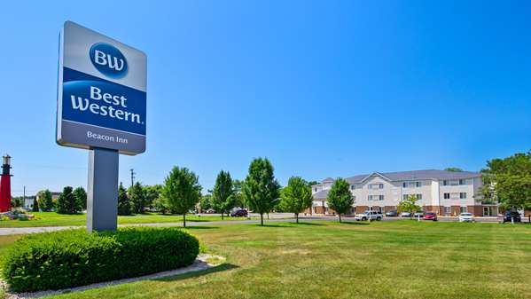 Exterior view - Best Western Beacon Inn Grand Haven
